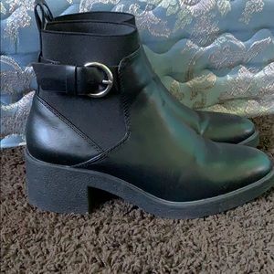 black Zara booties